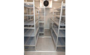 komora chłodnicza dla firmy medycznej